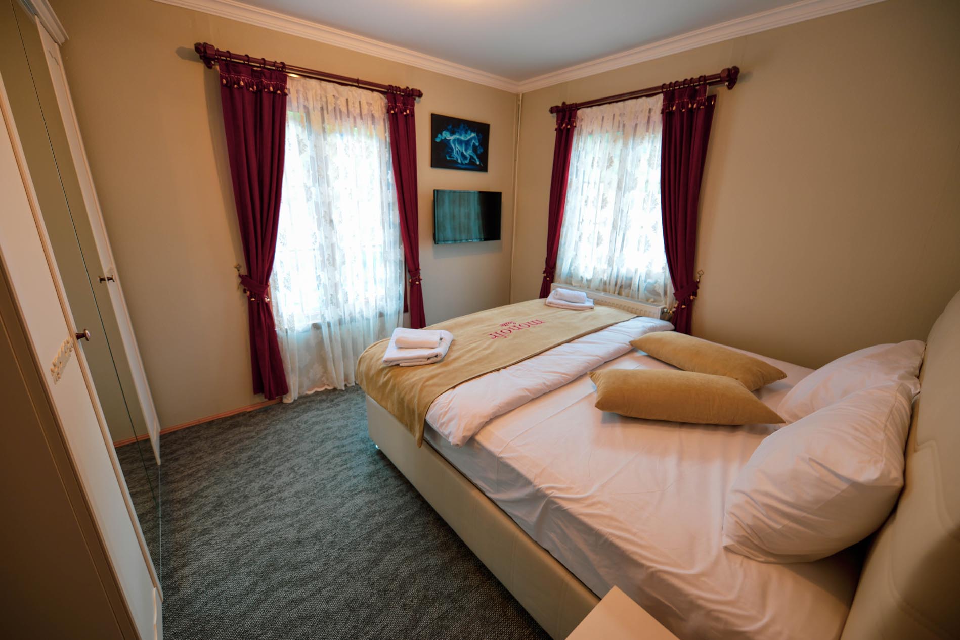 Delux İki Yatak Odalı Suit Uzungöl Monoir Suite Hotel